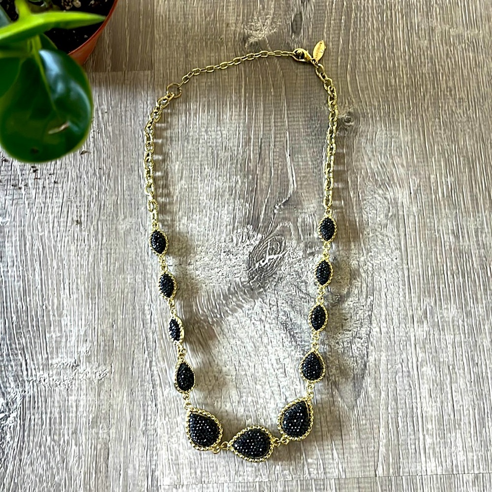 Ann Taylor Black and Gold Business Casual Costume Jewlery